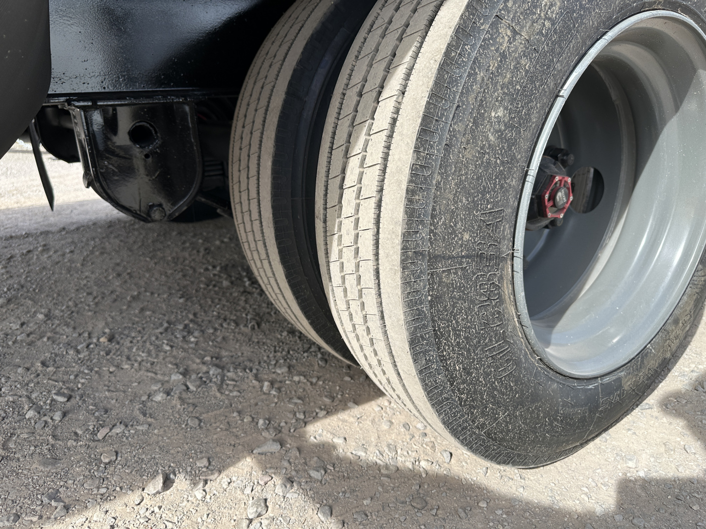 New 2026 Road Boss 40' Gooseneck with 15ks, Hitch, Dozer Dove Equipment Trailer