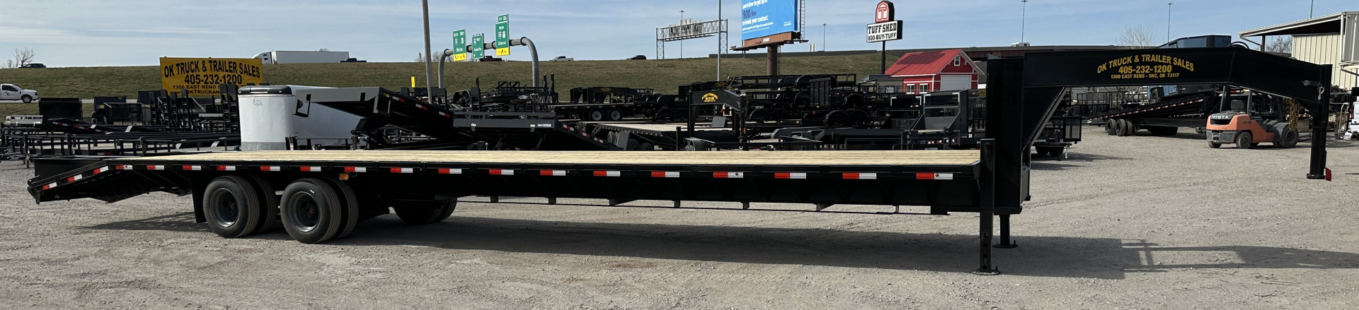 New 2026 Road Boss 40' Gooseneck with 15ks, Hitch, Dozer Dove Equipment Trailer