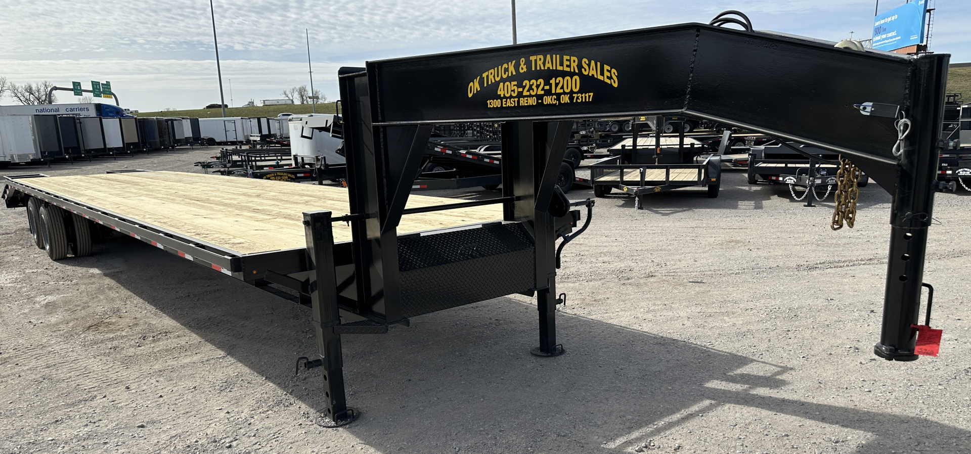 New 2026 Road Boss 40' Gooseneck with 15ks, Hitch, Dozer Dove Equipment Trailer