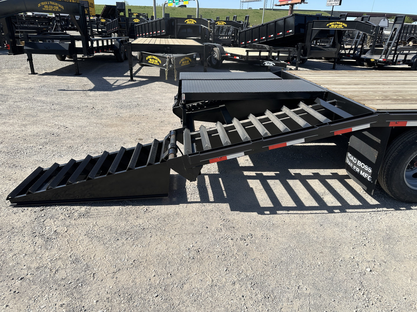 New 2025 Road Boss 25' Tandem Axle Gooseneck Combo Dove with 8ks Equipment Trailer