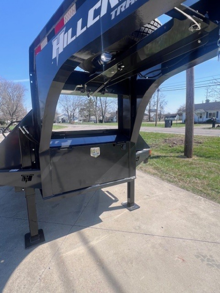 New 2026 Hillcrest Trailers 20+12 25.9K Deckover Gooseneck