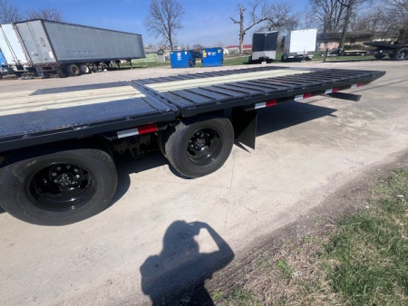 New 2026 Hillcrest Trailers 20+12 25.9K Deckover Gooseneck