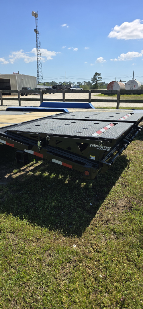 New 2026 PJ Trailers LD 35' Flatbed Trailer