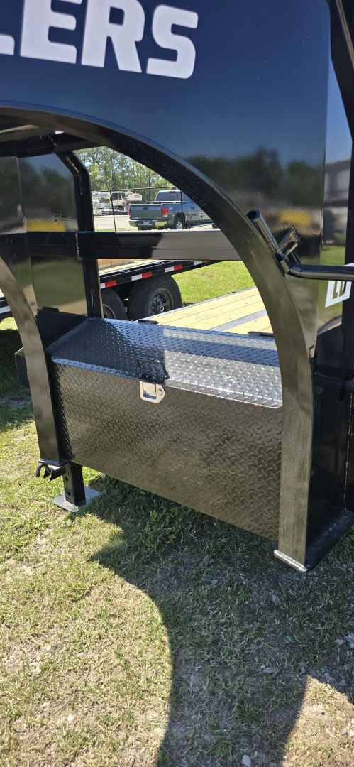 New 2026 PJ Trailers LD 40' Flatbed Trailer