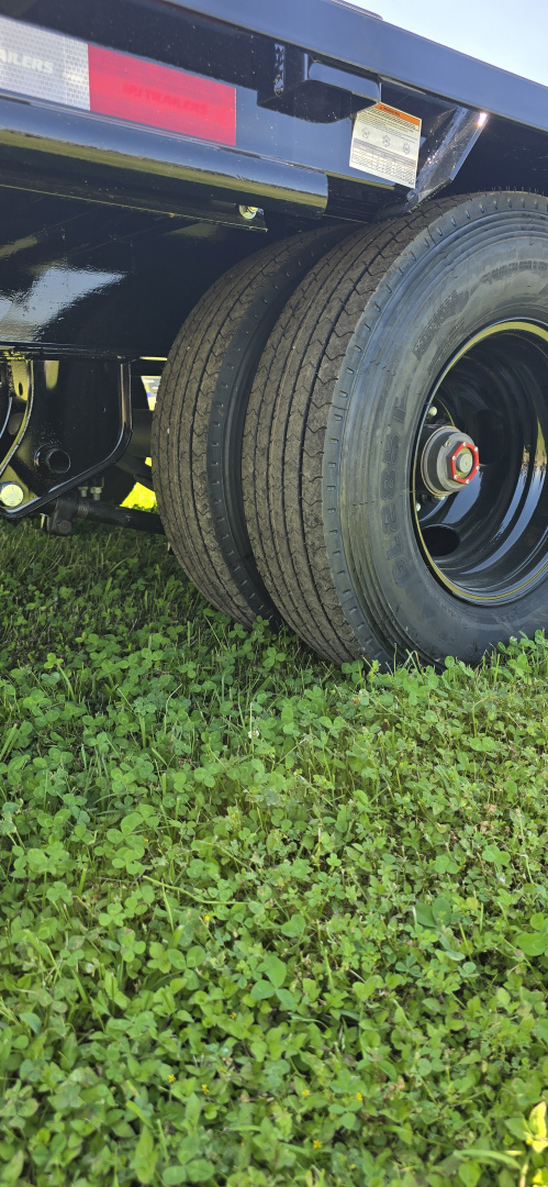 New 2026 PJ Trailers LD 40' Flatbed Trailer
