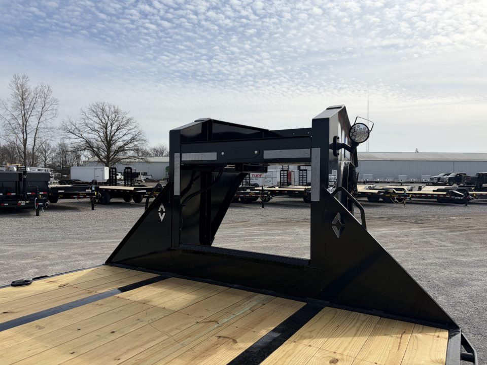 New 2026 Diamond C Trailers FMAX212L32X102HDT (32' X 102") 25.9K (Pacesetter Ed.) Hydraulic Dovetail Flatbed Trailer