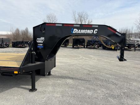 New 2026 Diamond C Trailers FMAX212L32X102HDT (32' X 102") 25.9K (Pacesetter Ed.) Hydraulic Dovetail Flatbed Trailer