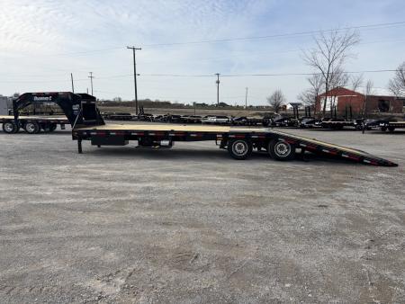 New 2026 Diamond C Trailers FMAX212L32X102HDT (32' X 102") 25.9K (Pacesetter Ed.) Hydraulic Dovetail Flatbed Trailer