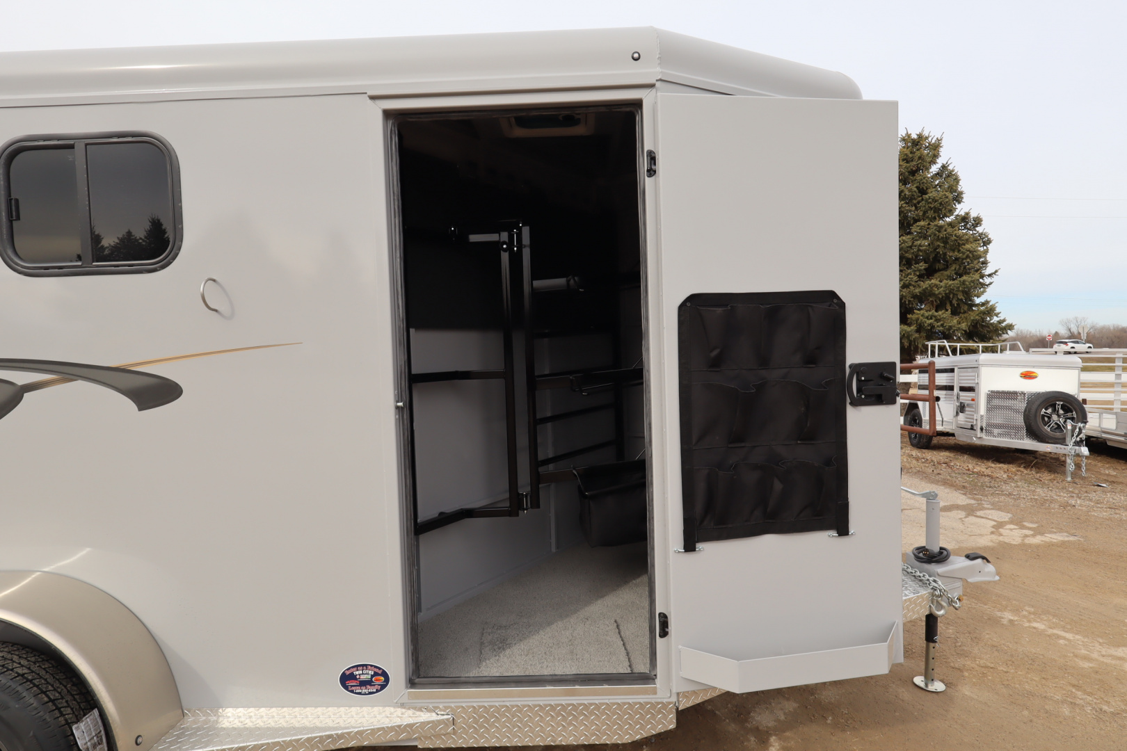 New 2026 Trails West Adventure MX II 3 Horse Horse Trailer