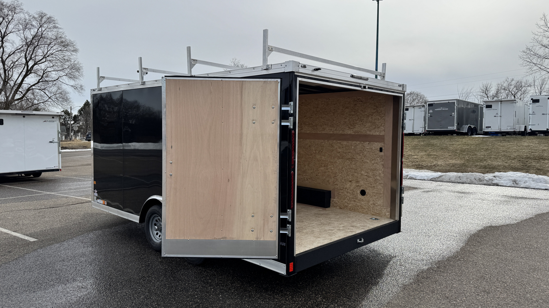 New American Hauler 8.5x16 - Contractor Package!