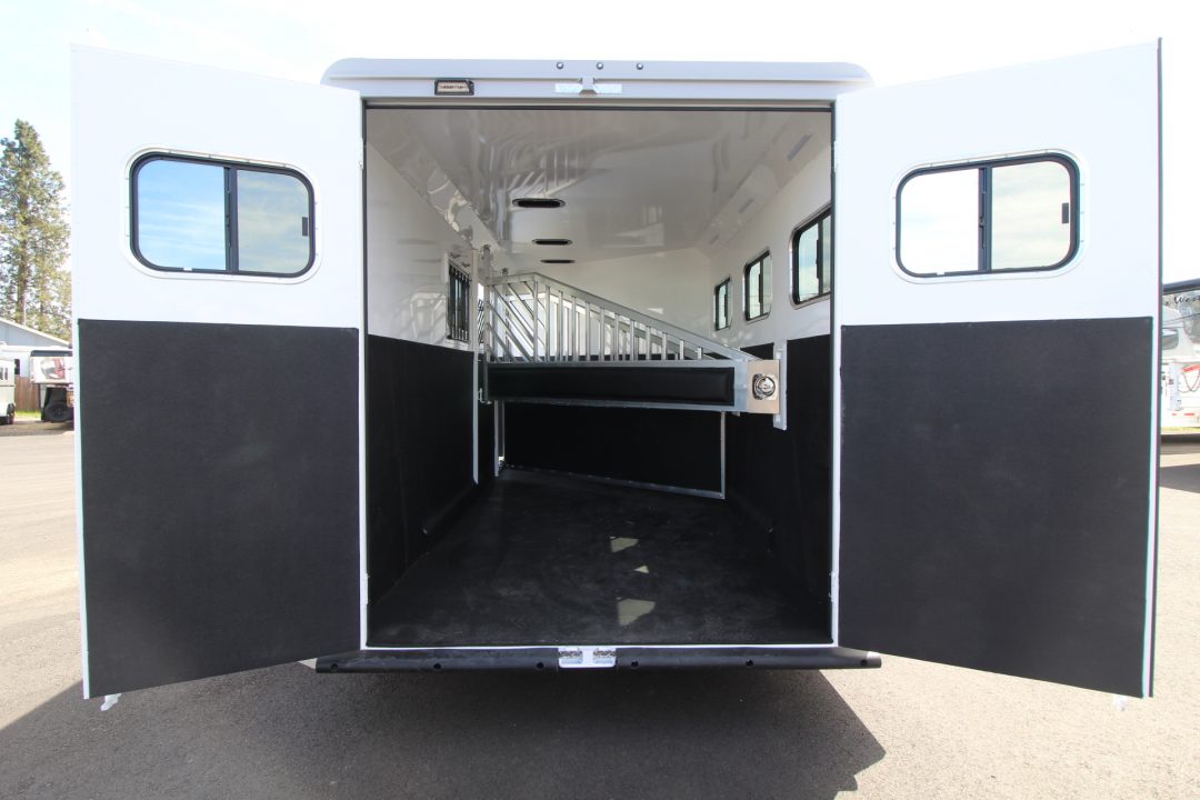 New 2026 Trails West Sierra II Extra Tall 3 Horse Trailer - Stud Divider - Escape Door
