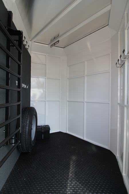 New 2026 Trails West Sierra II Extra Tall 3 Horse Trailer - Stud Divider - Escape Door