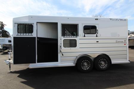 New 2026 Trails West Sierra II 3 Horse Trailer - Comfort Package - Extended Tack Room - Lined and Insulated - Extra Tall