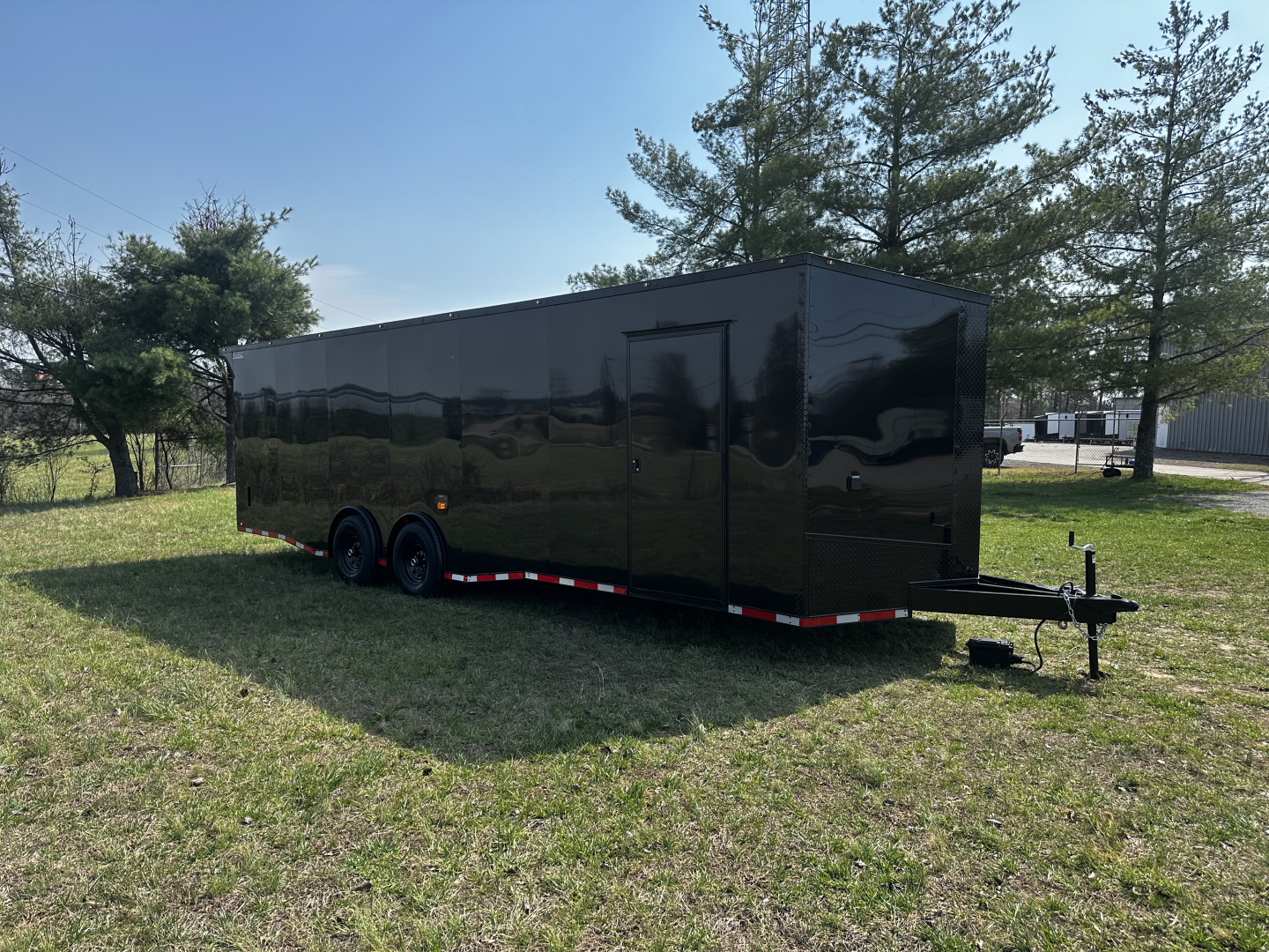 New 2026 Luxe 8.5x28 Race Trailer - Finished Interior- 7000lb Spread Torsion - Full Escape Door-Removable Fender