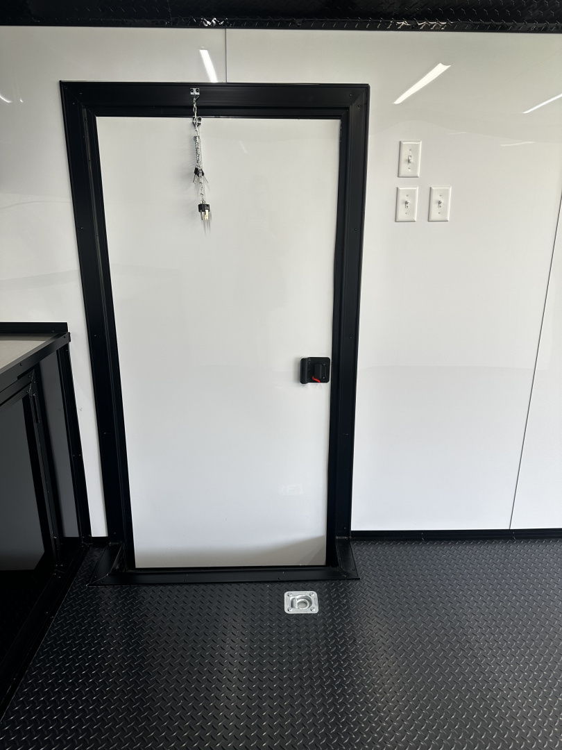 New 2026 Luxe 8.5x28 Race Trailer - Finished Interior- 7000lb Spread Torsion - Full Escape Door-Removable Fender
