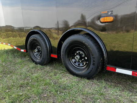 New 2026 Luxe 8.5x28 Race Trailer - Finished Interior- 7000lb Spread Torsion - Full Escape Door-Removable Fender