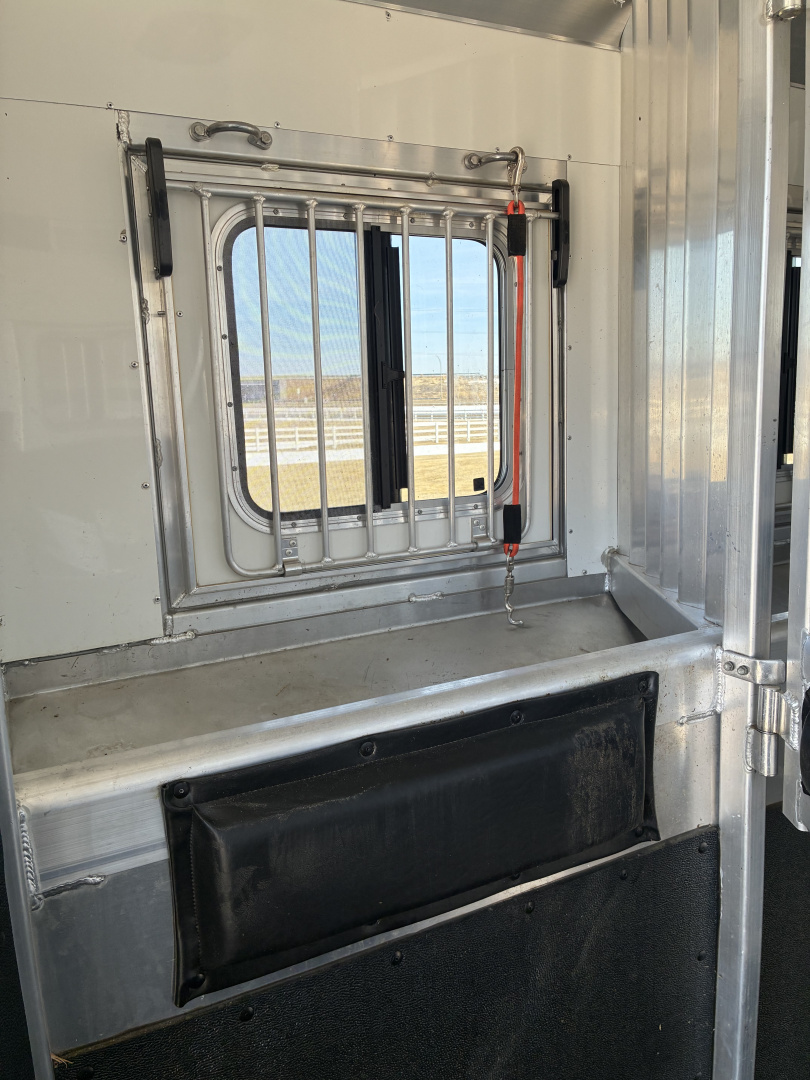 Used 2016 4-Star 3H 11' Trail Boss Conversions LQ Horse Trailer