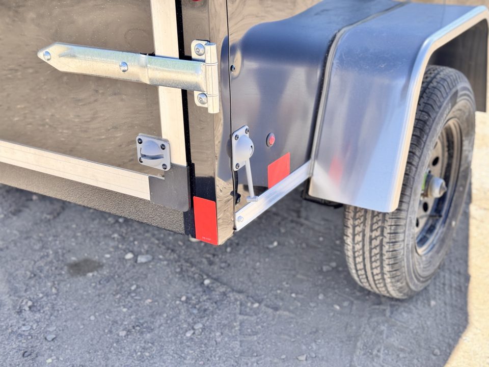 New 2026 Cross Trailers 4-6-1V Enclosed Barn Door 2K GVWR