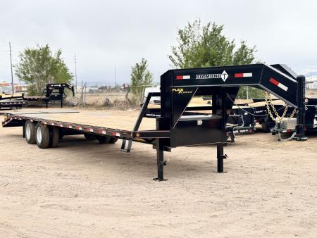 New 2026 Diamond T 8.5-32 Tandem Dual Gooseneck Deckover W/ MAXX Ramps 24K GVWR