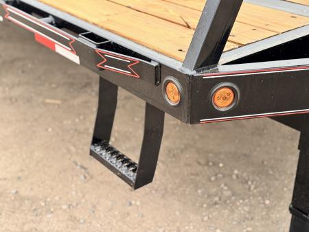 New 2026 Diamond T 8.5-32 Tandem Dual Gooseneck Deckover W/ MAXX Ramps 24K GVWR