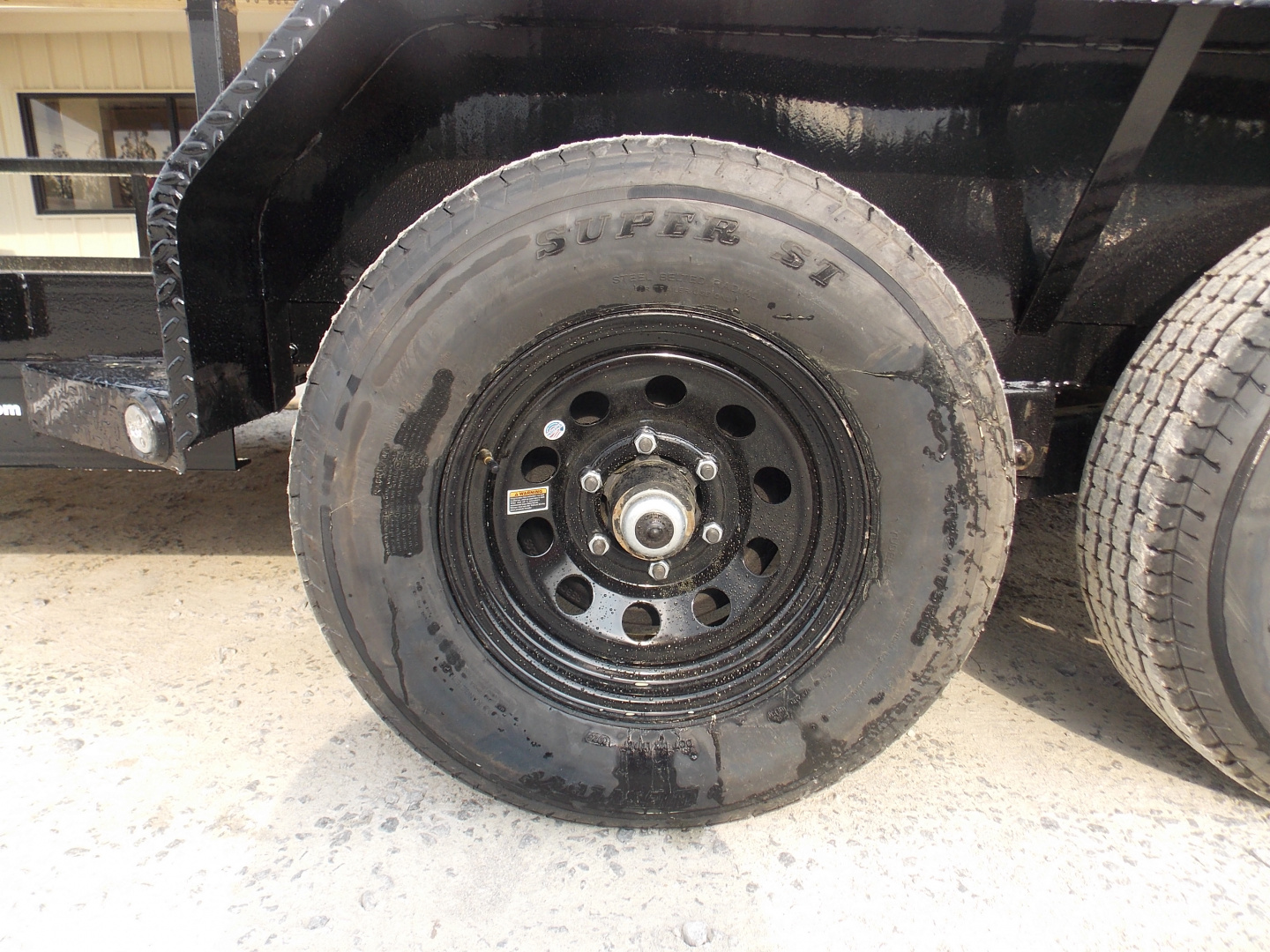 New 2026 MAXX-D U4X8318-005106 Utility Trailer