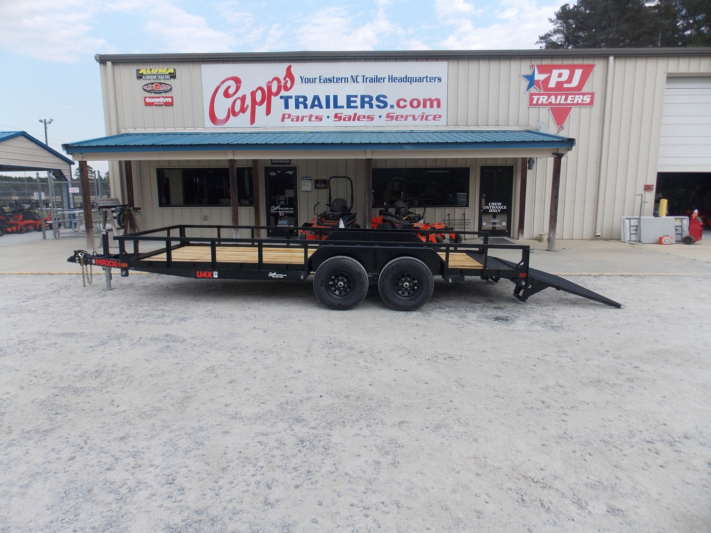New 2026 MAXX-D U4X8318-005106 Utility Trailer