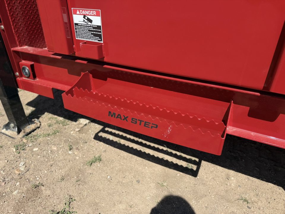 New 2026 Load Trail 7-14-4H Telescopic Gooseneck Dump W/ Hydraulic Jacks 7K Axles
