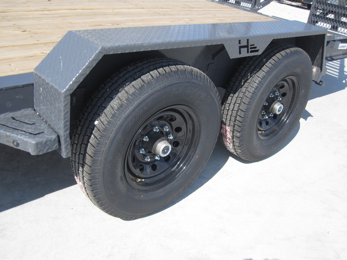 New 2026 Horizon Trailers 83x22 EHZ Equipment Trailer