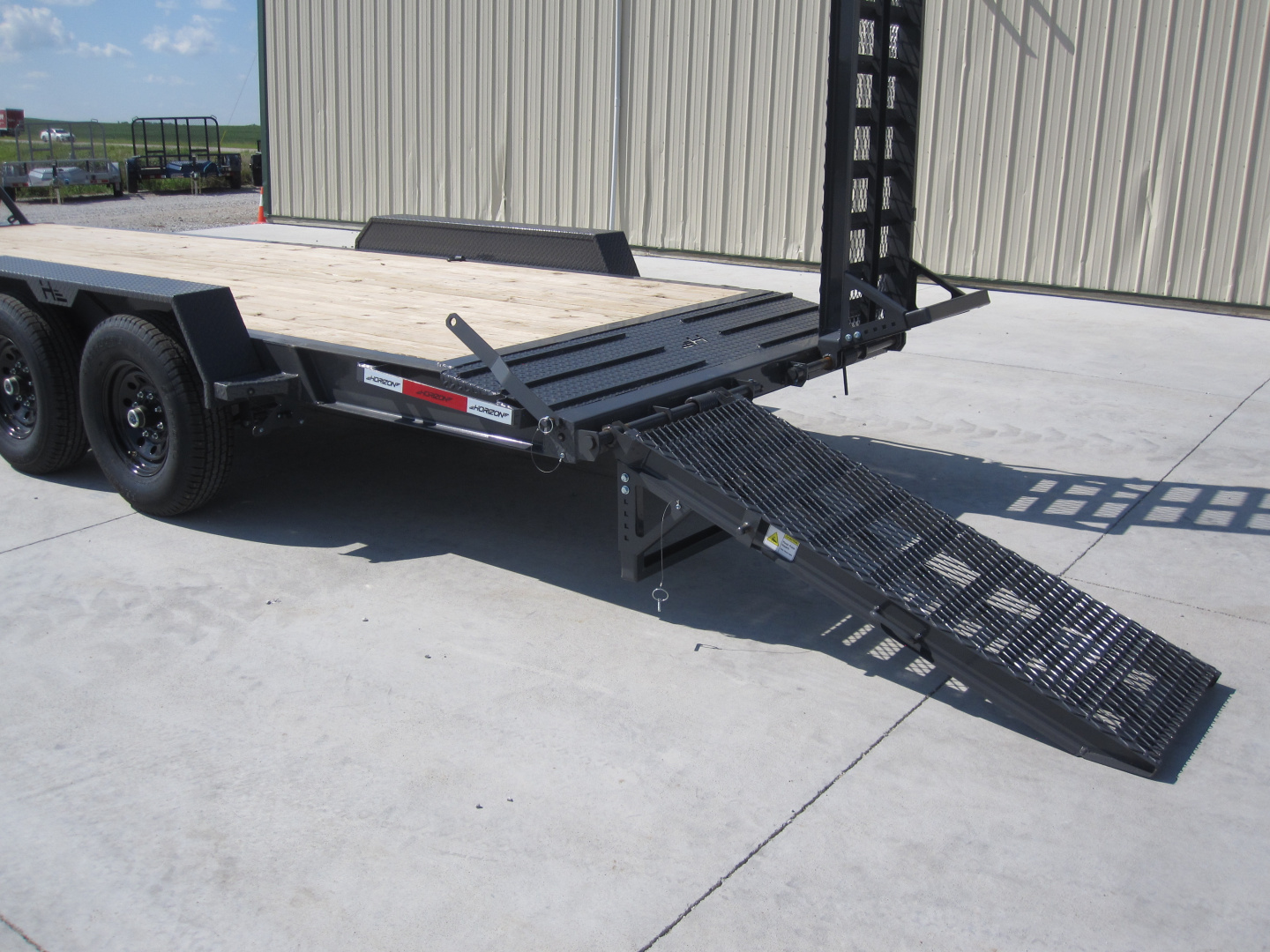 New 2026 Horizon Trailers 83x22 EHZ Equipment Trailer