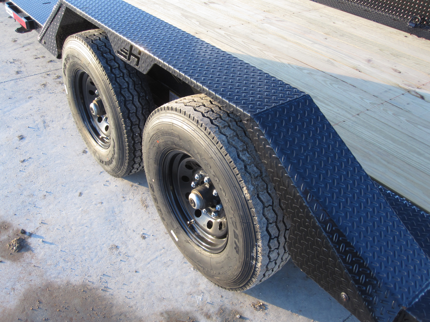 New 2026 Horizon Trailers 102x22 ETZ Lo-Pro Tilt Trailer