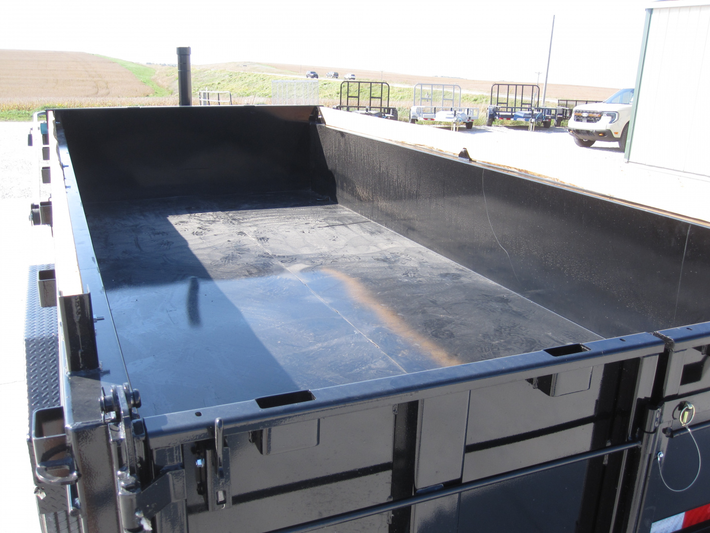 New 2026 Diamond C Trailers LPT-207 82x16 Lo-Pro Pacesetter Edition Dump Trailer