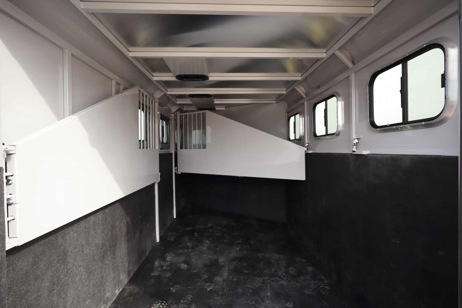 New 2026 Trails West 3HR BP Horse Trailer