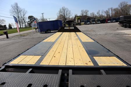 New 2026 Big Tex Trailers 22GN 25+5 Flatbed Trailer w/ Mega Ramps
