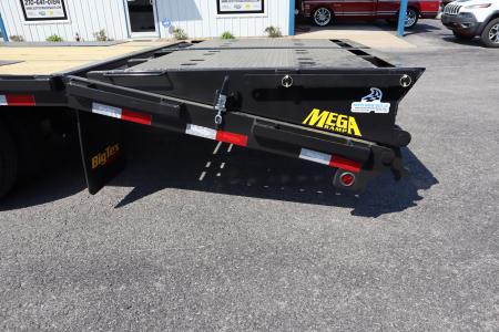 New 2026 Big Tex Trailers 22GN 25+5 Flatbed Trailer w/ Mega Ramps