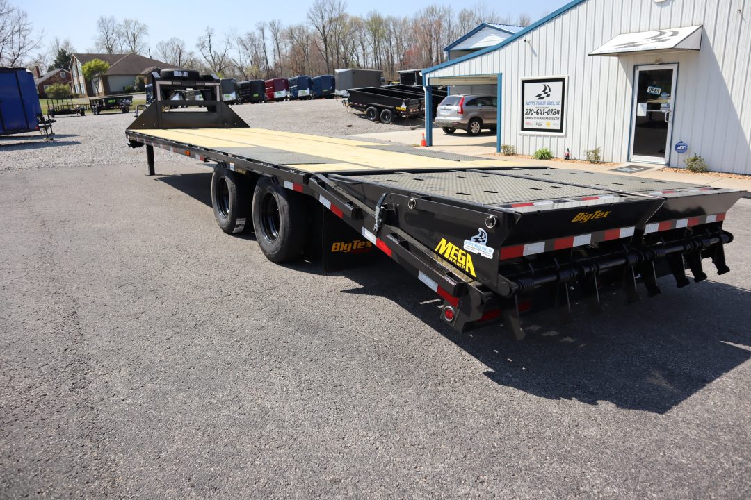 New 2026 Big Tex Trailers 22GN 25+5 Flatbed Trailer w/ Mega Ramps