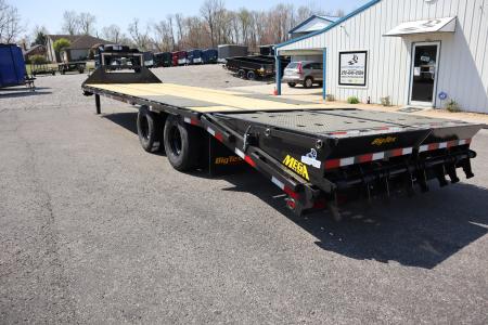 New 2026 Big Tex Trailers 22GN 25+5 Flatbed Trailer w/ Mega Ramps