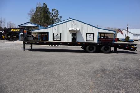 New 2026 Big Tex Trailers 22GN 25+5 Flatbed Trailer w/ Mega Ramps