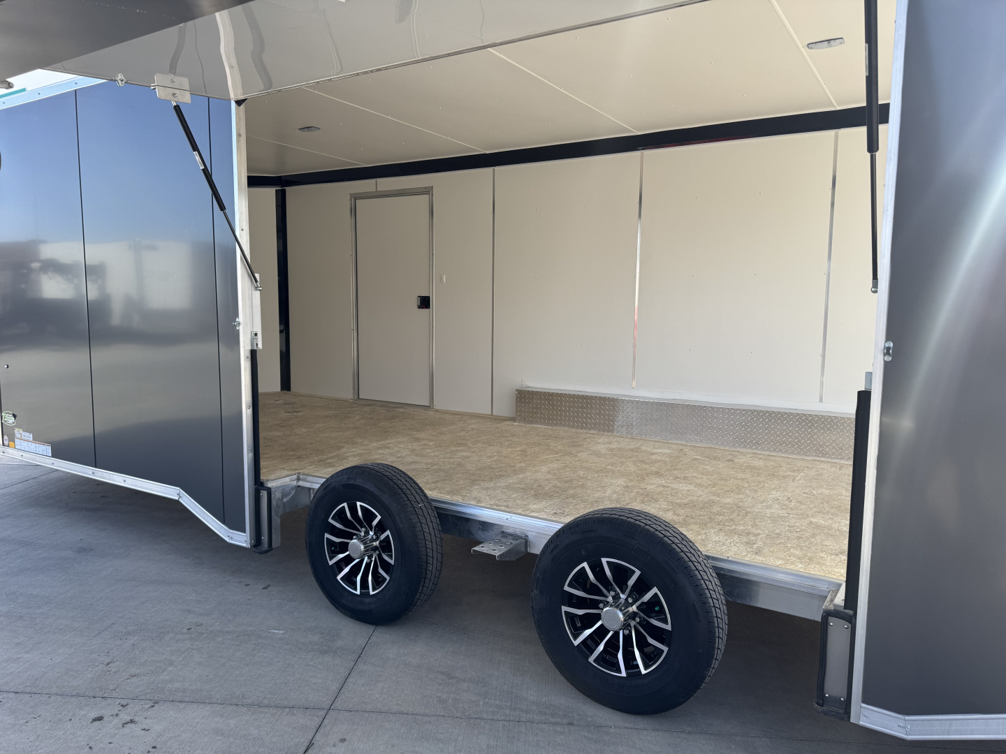 New NEW 2026 Formula ALUMINUM 8.5x22 +V, 7’ TALL, WHITE Interior, QUALITY Enclosed Rear Ramp Car Hauler Cargo Trailer
