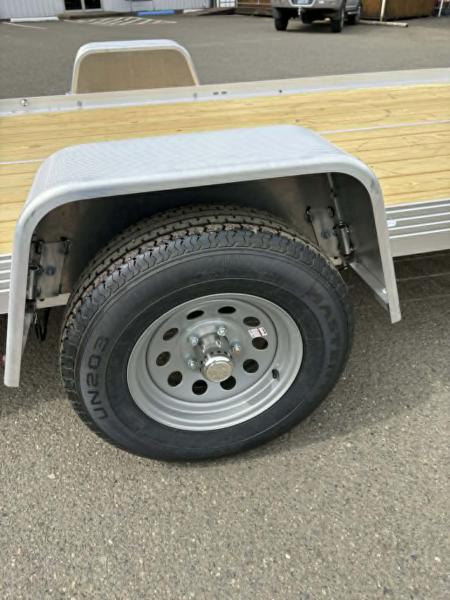 New UTILITY TRAILER 2026 Bear Track ALUMINUM 76" X 12' SINGLE AXLE 2990 GVWR