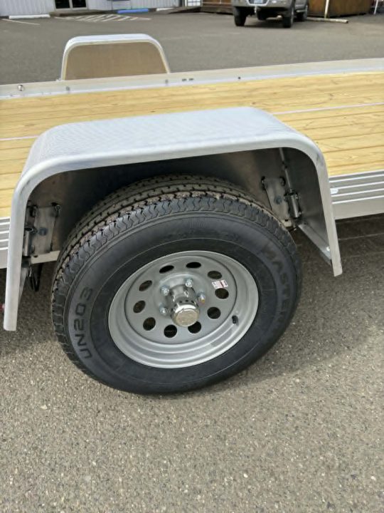 New UTILITY TRAILER 2026 Bear Track ALUMINUM 76" X 12' SINGLE AXLE 2990 GVWR