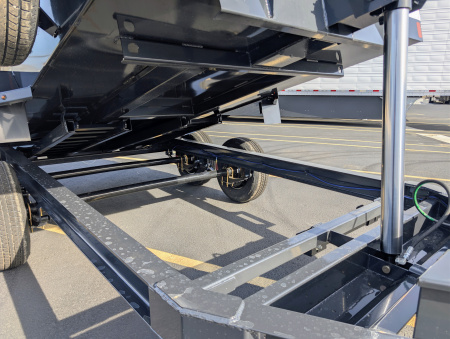 New Hillcrest Trailers 10612SSD Telescopic Half Ton Towable 10K (GVWR) Dump Trailer