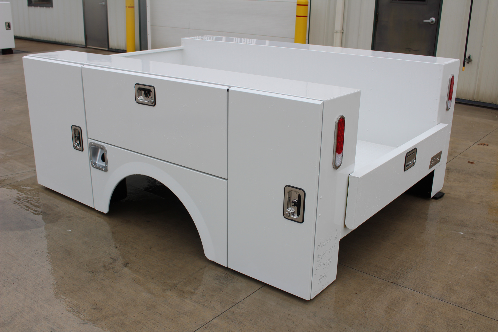 New 2026 Stahl 98VVS-48.5 Service Body - SRW Long Bed, Bed Take-Off