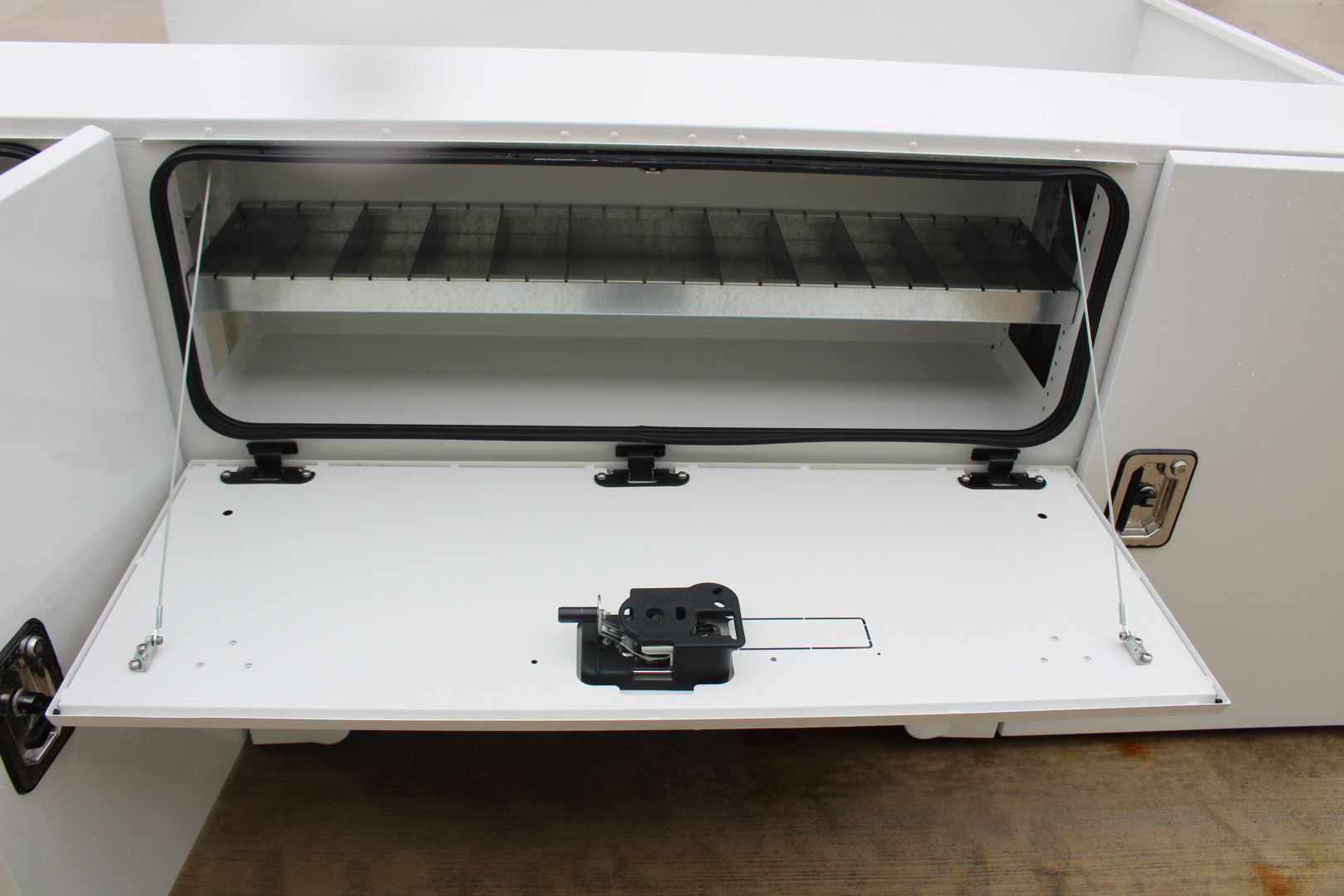 New 2026 Stahl 98VVS-48.5 Service Body - SRW Long Bed, Bed Take-Off