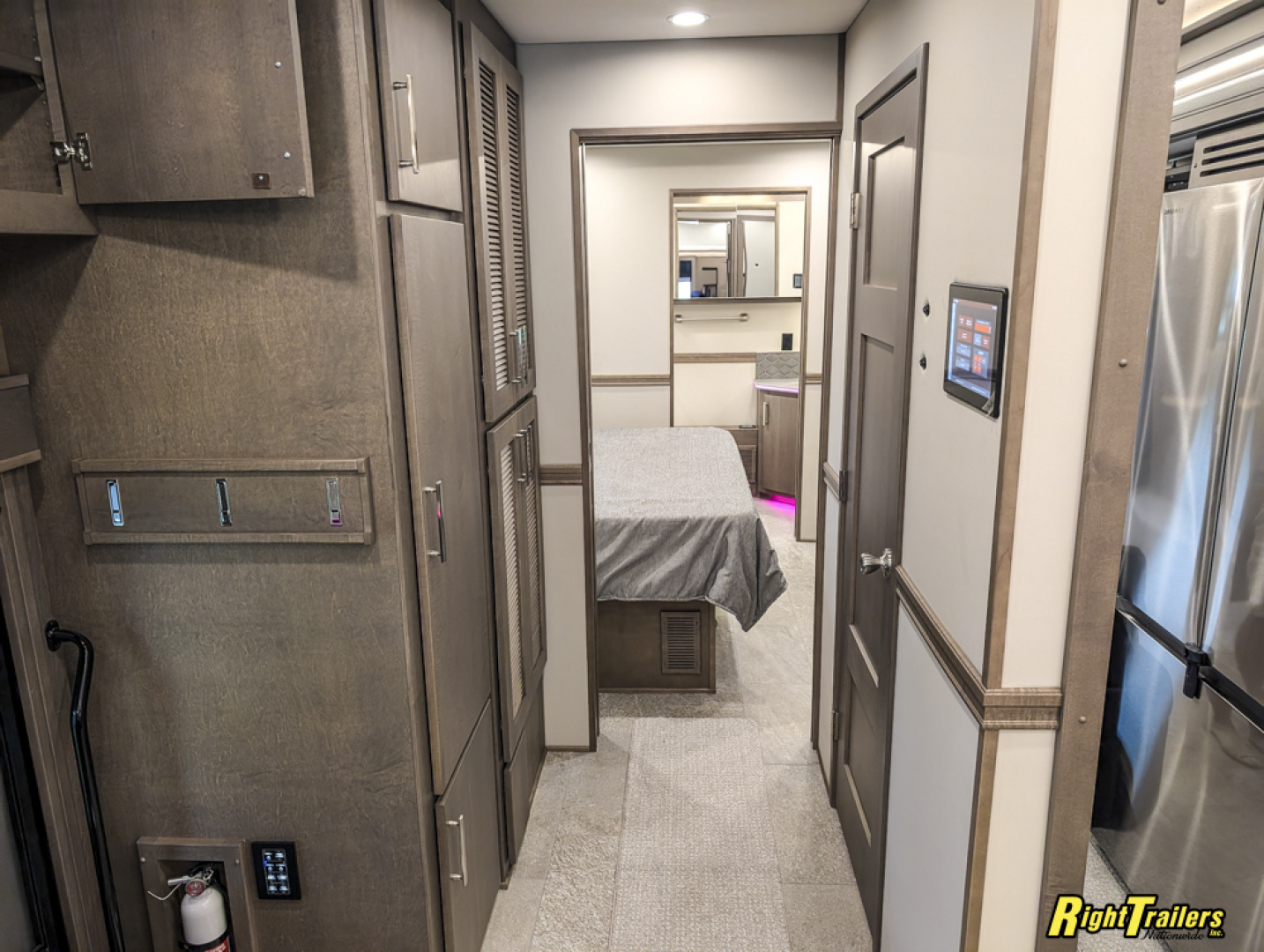 New 2027 Renegade RV Motorhome Peterbilt 589 Class C 45CME - 1.5 Bathrooms