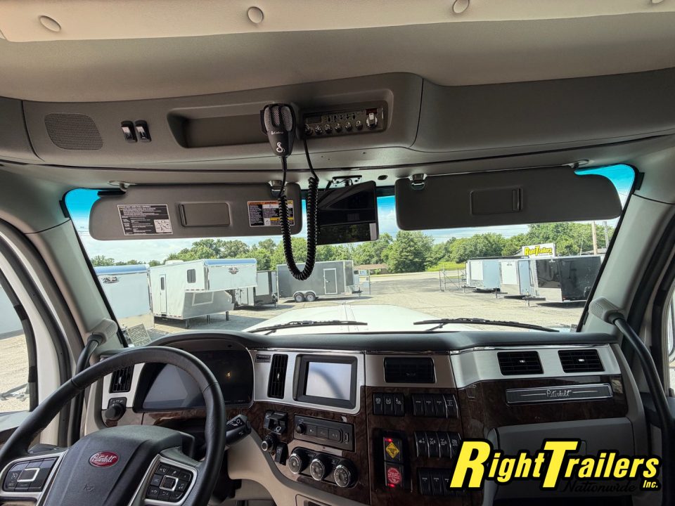 New 2027 Renegade RV Motorhome Peterbilt 589 Class C 45CME - 1.5 Bathrooms