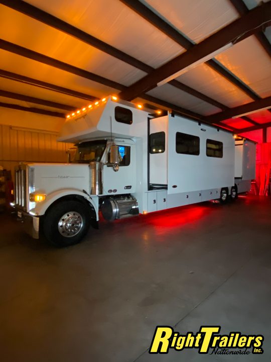 New 2027 Renegade RV Motorhome Peterbilt 589 Class C 45CME - 1.5 Bathrooms