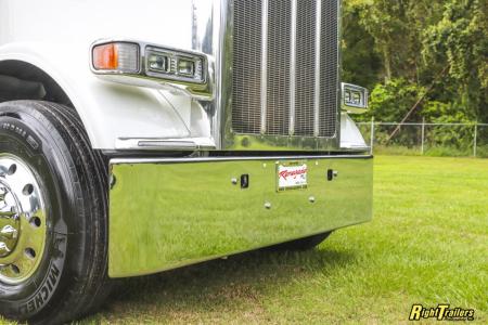 New 2027 Renegade RV Motorhome Peterbilt 589 Class C 45CME - 1.5 Bathrooms