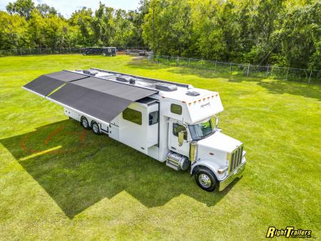 New 2027 Renegade RV Motorhome Peterbilt 589 Class C 45CME - 1.5 Bathrooms