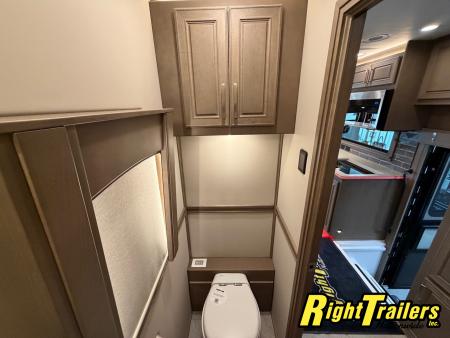 New 2027 Renegade RV Motorhome Peterbilt 589 Class C 45CME - 1.5 Bathrooms