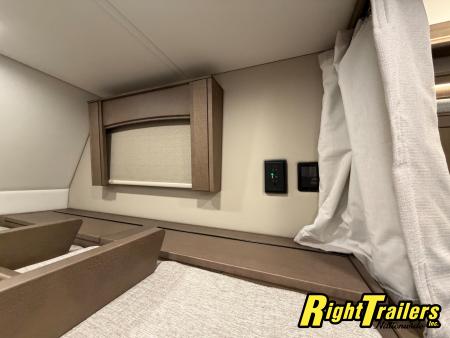New 2027 Renegade RV Motorhome Peterbilt 589 Class C 45CME - 1.5 Bathrooms